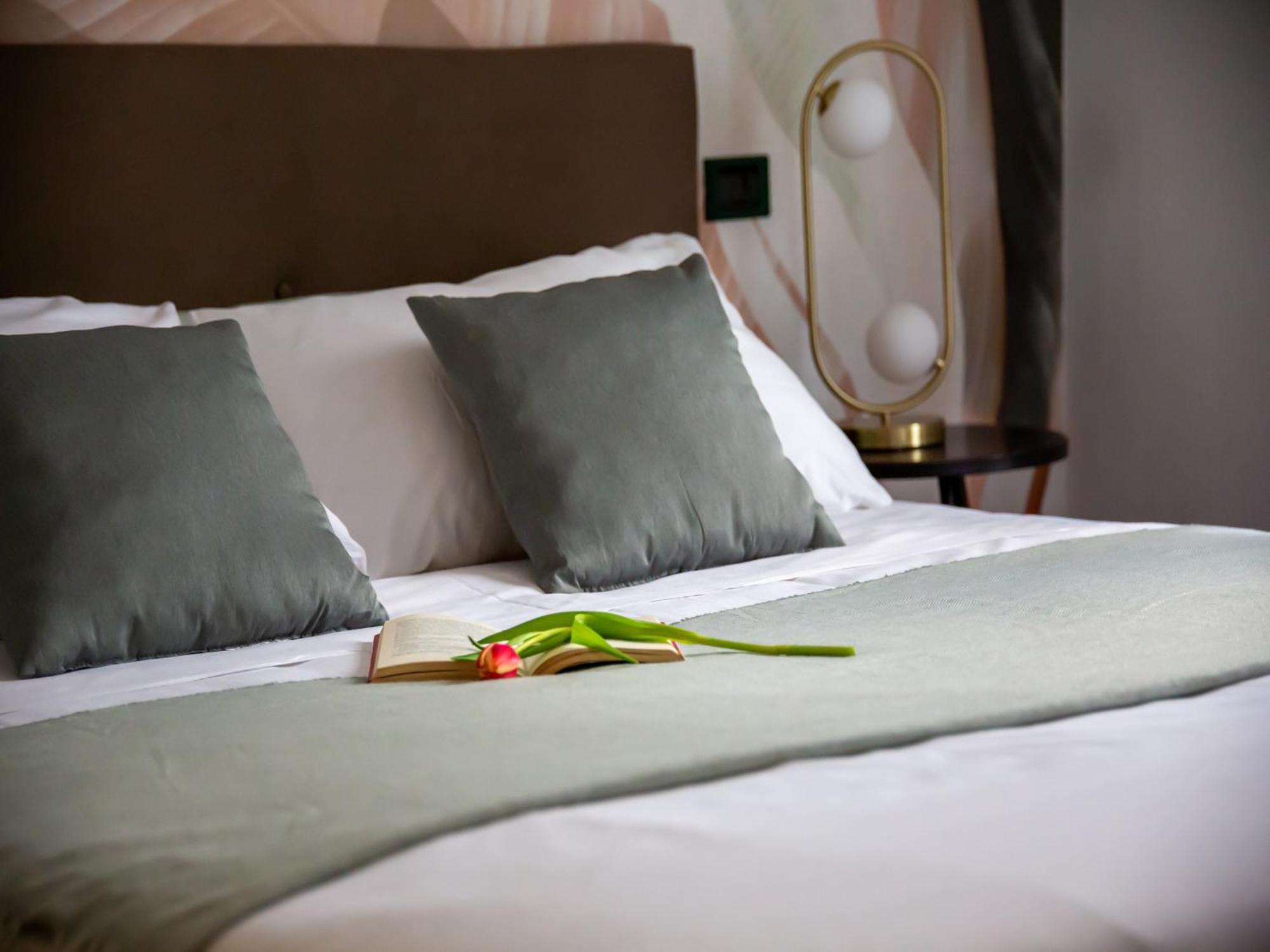 The Best Rent - Spacious One-Bedroom Apartment Near The Columns Of San Lorenzo Milão Exterior foto