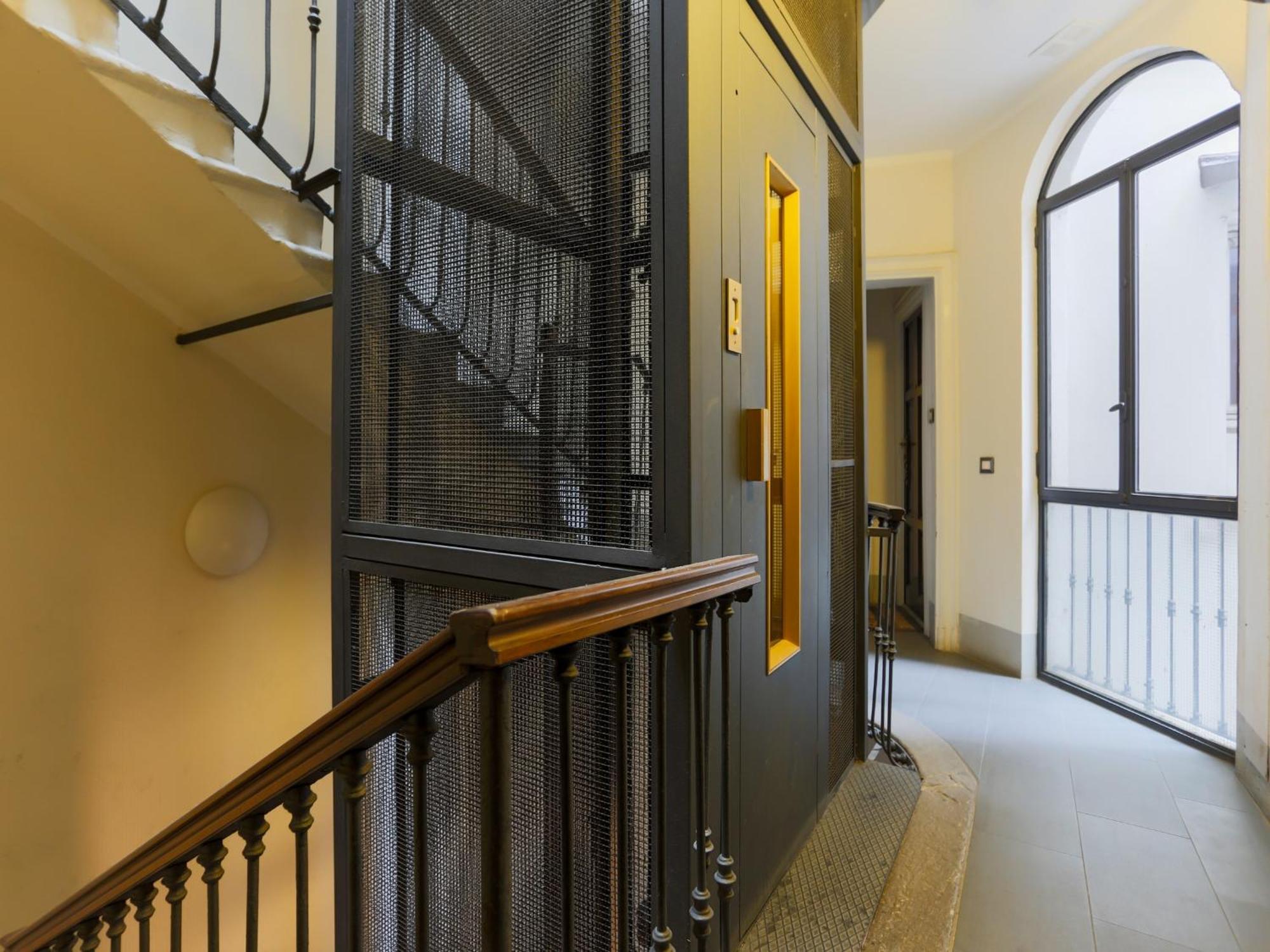 The Best Rent - Spacious One-Bedroom Apartment Near The Columns Of San Lorenzo Milão Exterior foto